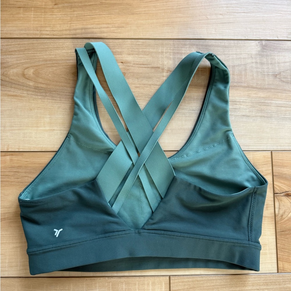 Old Navy Active Olive Sportswear - Picture 3 of 10